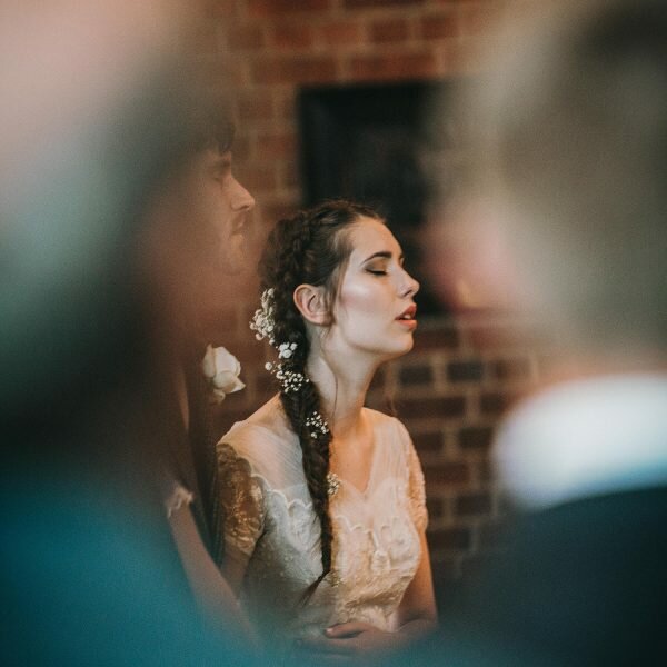 gal-jonny-wedding-day_-60-2
