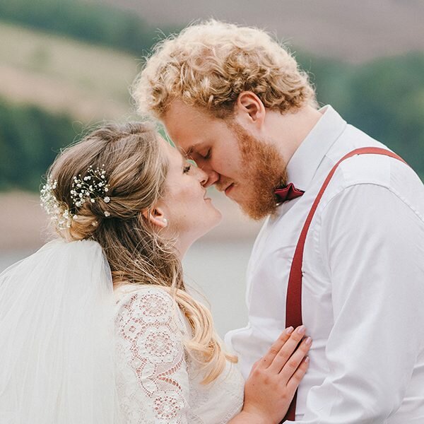 ruth-cornelius_mottram-church_pavillion-garden-wedding-341-1